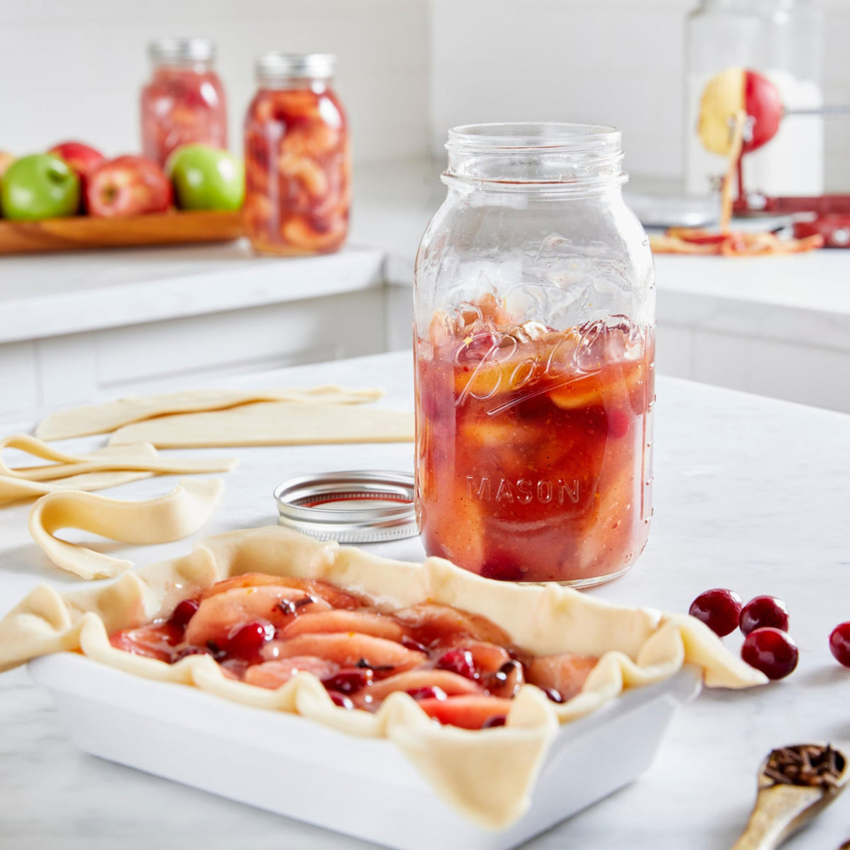 Regular Mouth 32-Ounces Mason Jar with Lids and Bands, Clear, Pack Of 2 L69295